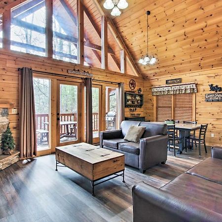 Gatlinburg Mountain Cabin With Grill And Pool Table! Exterior photo